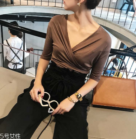 今年夏天流行什么上衣？夏季上衣流行元素