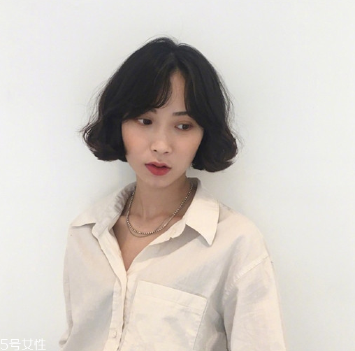 短發(fā)有劉海好看還是沒(méi)有劉海好看 短發(fā)有劉海發(fā)型圖片