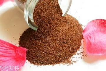 海藻面膜的功效與作用 用海藻面膜有什么好處？