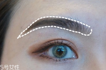 英倫毛流眉怎么畫(huà)？英倫毛流眉的畫(huà)法步驟
