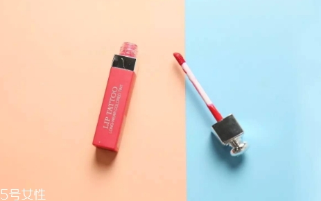 櫻桃粉口紅是什么顏色？櫻桃粉口紅試色圖片