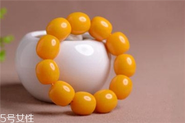 蜜蠟手串怎么盤？蜜蠟手串盤玩技巧