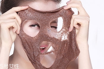 海藻面膜用什么水調(diào)最好？海藻面膜和什么調(diào)最好？