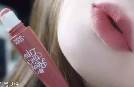 約會(huì)涂什么顏色口紅最好 這種色號讓人一眼淪陷