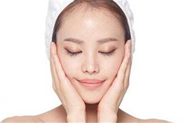 臉部水腫怎么消除？是什么原因