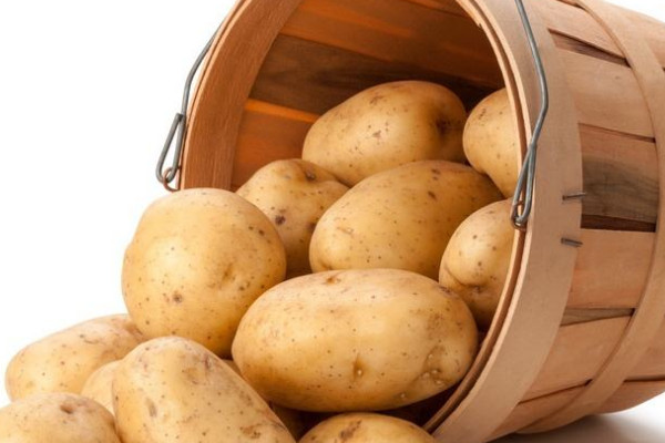 炒菜鹽放多了怎么辦？加這些食物可以避免菜過咸