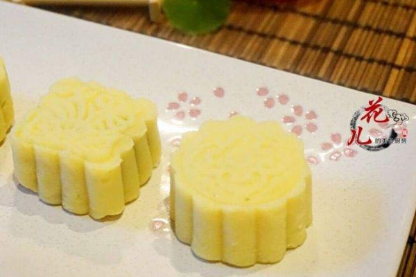 電烤箱怎么做綠豆糕？太黃或太綠的綠豆糕不要買