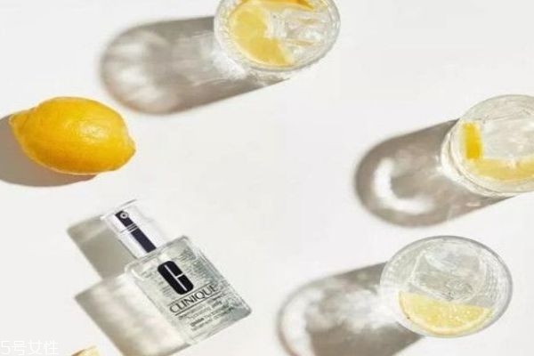 倩碧透明黃油和無油黃油的區(qū)別 倩碧透明黃油價格多少