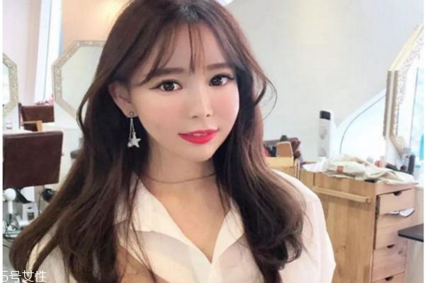 長(zhǎng)卷發(fā)圖片2019款 大卷長(zhǎng)發(fā)圖片