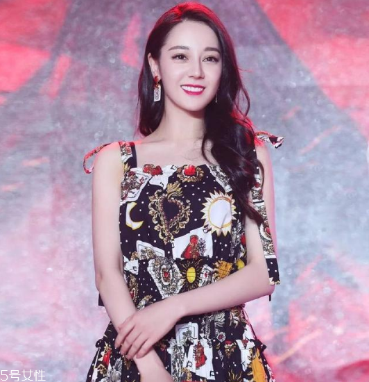 各種長(zhǎng)卷發(fā)名稱(chēng)及圖片 長(zhǎng)卷發(fā)圖集
