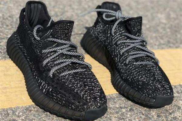 yeezy350黑色滿(mǎn)天星上腳效果 椰子滿(mǎn)天星黑色實(shí)物