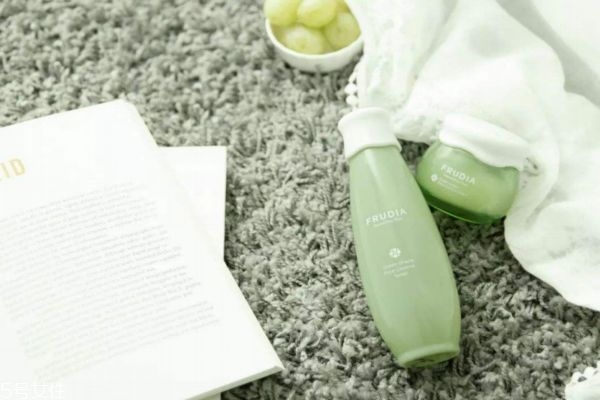 frudia青葡萄爽膚水多少錢(qián) frudia青葡萄爽膚水使用方法