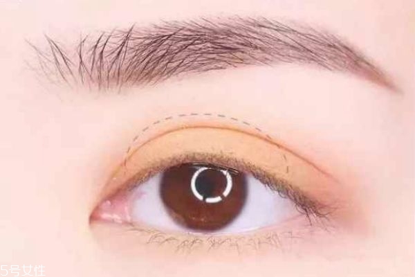 雙眼皮怎么畫(huà)眼影好看 雙眼皮畫(huà)眼影教程