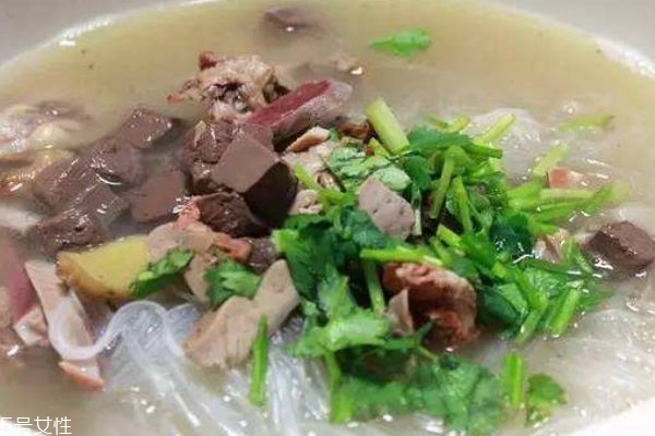鴨血粉絲湯怎么做好吃呢 鴨血粉絲湯是哪個(gè)地方的特產(chǎn)呢