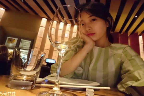 女生聊天敷衍你的表現 女生拿你當備胎的表現