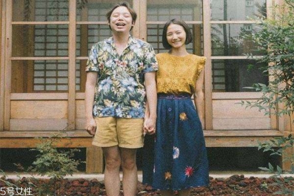 女生對男生有好感會主動嗎 女生喜歡一個(gè)人會有什么暗示