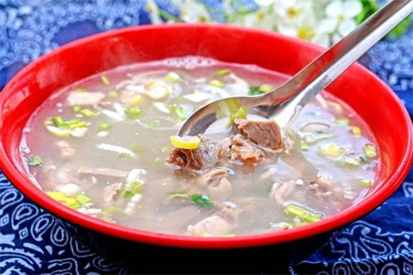 煮牛肉湯用冷水還是熱水 煮牛肉湯用什么鍋?zhàn)詈?><p><strong>煮牛肉湯用冷水還是熱水 煮牛肉湯用什么鍋?zhàn)詈?/strong></p></a></li> </ul>
</div>
<div   id=
