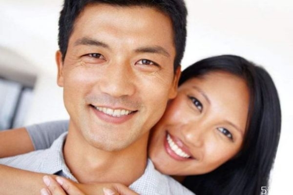 男人想離婚的表現(xiàn) 冷戰(zhàn)中的夫妻有這些表現(xiàn)離婚不遠了