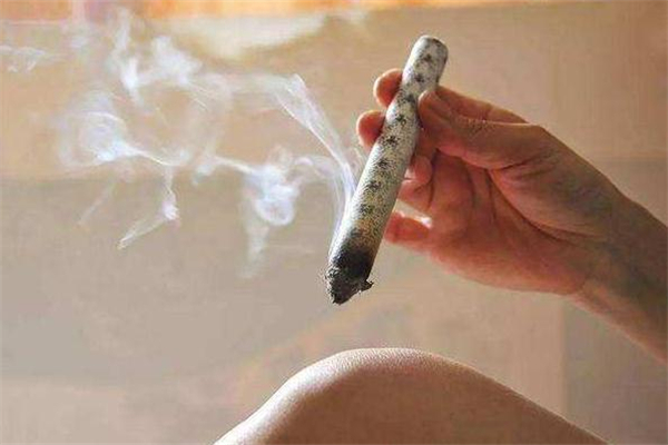艾灸減肥一個(gè)月瘦多少 艾灸減肥多長(zhǎng)時(shí)間能見效
