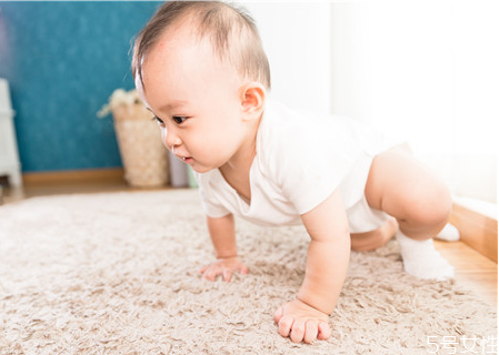 小兒斜視手術最佳年齡 幼兒應該如何預防斜視