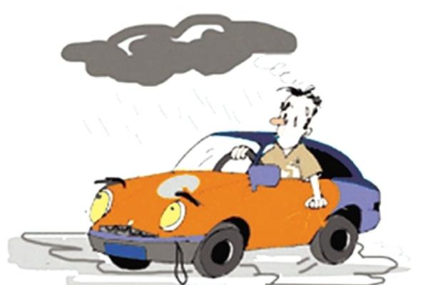 鄭州發(fā)暴雨預(yù)警后車停滿高架 暴雨應(yīng)急自救常識(shí)
