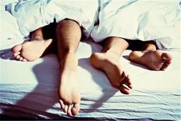 性生活可以調節(jié)內分泌失調嗎 性生活會不會影響月經(jīng)推遲