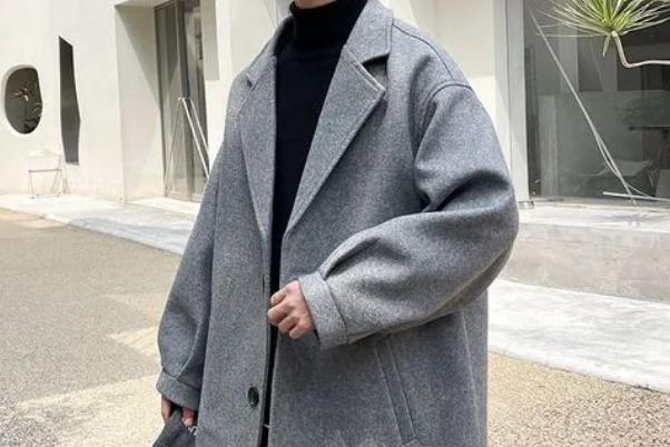 毛呢大衣是什么季節(jié)穿的 毛呢大衣為什么會(huì)變形