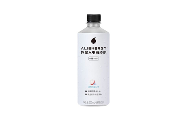 外星人電解質(zhì)水是元氣森林嗎 外星人電解質(zhì)水是碳酸飲料嗎