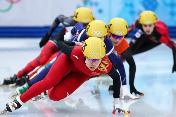 看短道速滑太需要強心臟了 短道速滑對運動員的力量素質(zhì)要求