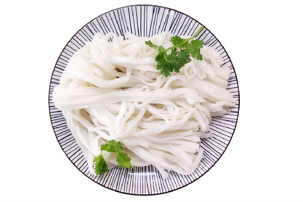 河粉和米飯哪個熱量高 河粉和米粉有什么區(qū)別