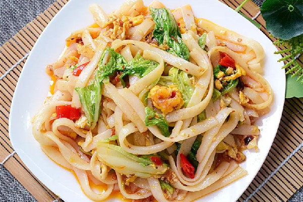 河粉和米飯哪個熱量高 河粉和米粉有什么區(qū)別