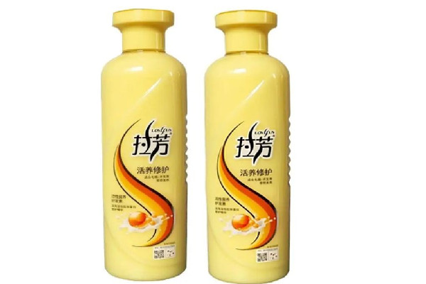 護發(fā)素碰到頭皮會導(dǎo)致脫發(fā)嗎 護發(fā)素對頭皮有沒有傷害