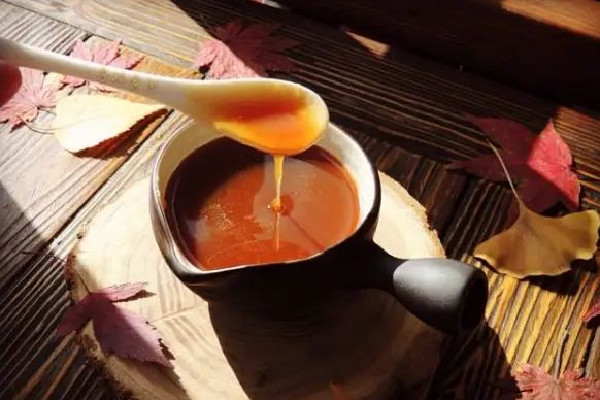 秋梨膏為什么吃了會(huì)咳嗽 秋梨膏適合熱咳還是寒咳