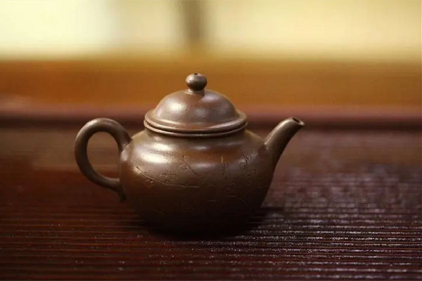 紫砂壺會變色嗎 紫砂壺時(shí)間久會不會裂開